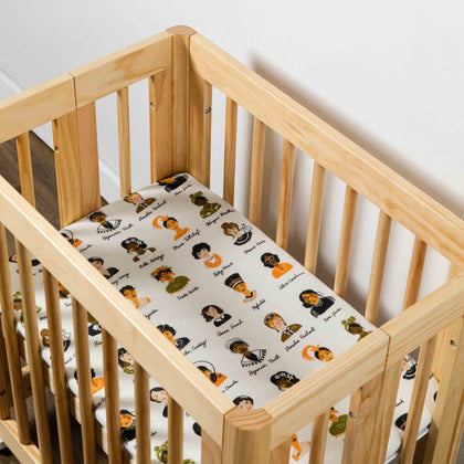 T28434,Babyletto,Women In History Muslin All-Stages Bassinet Sheet in GOTS Certified Organic Cotton