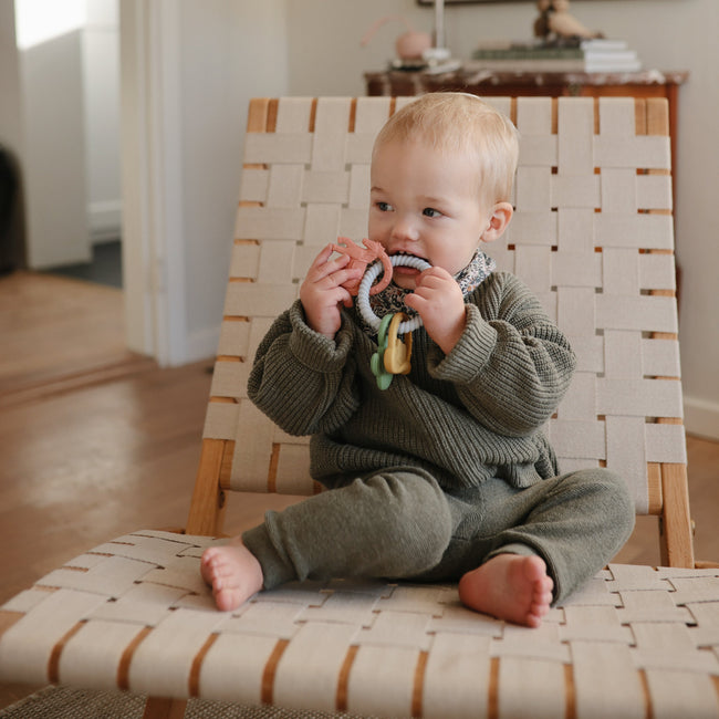MTR-103, Mushie Teething Ring