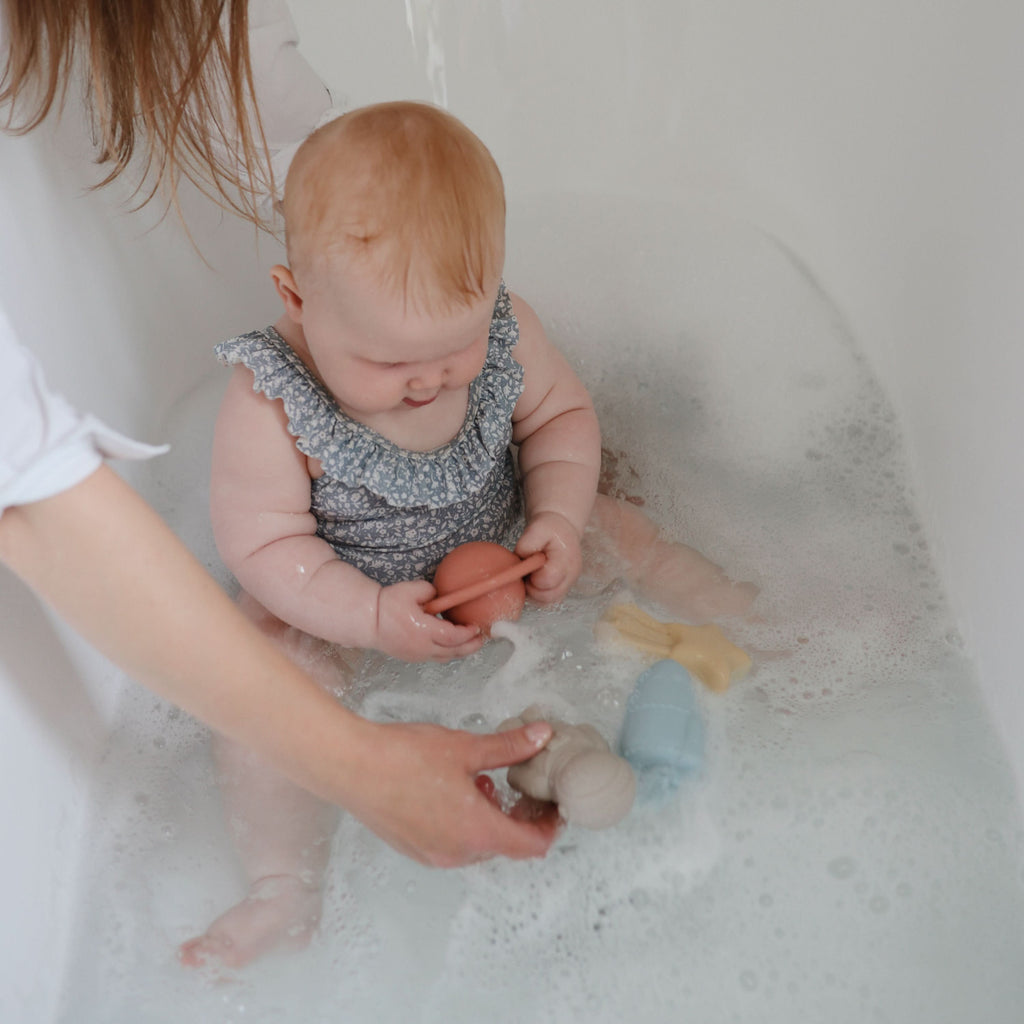 MFBS-3001, Space Mold Free Bath Play Set