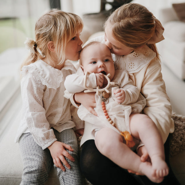 MTT-138, Mushie No-Drop Sensory Teether