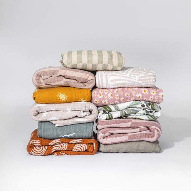 T30535,Babyletto,Moss Stripe Muslin Crib Sheet in GOTS Certified Organic Cotton