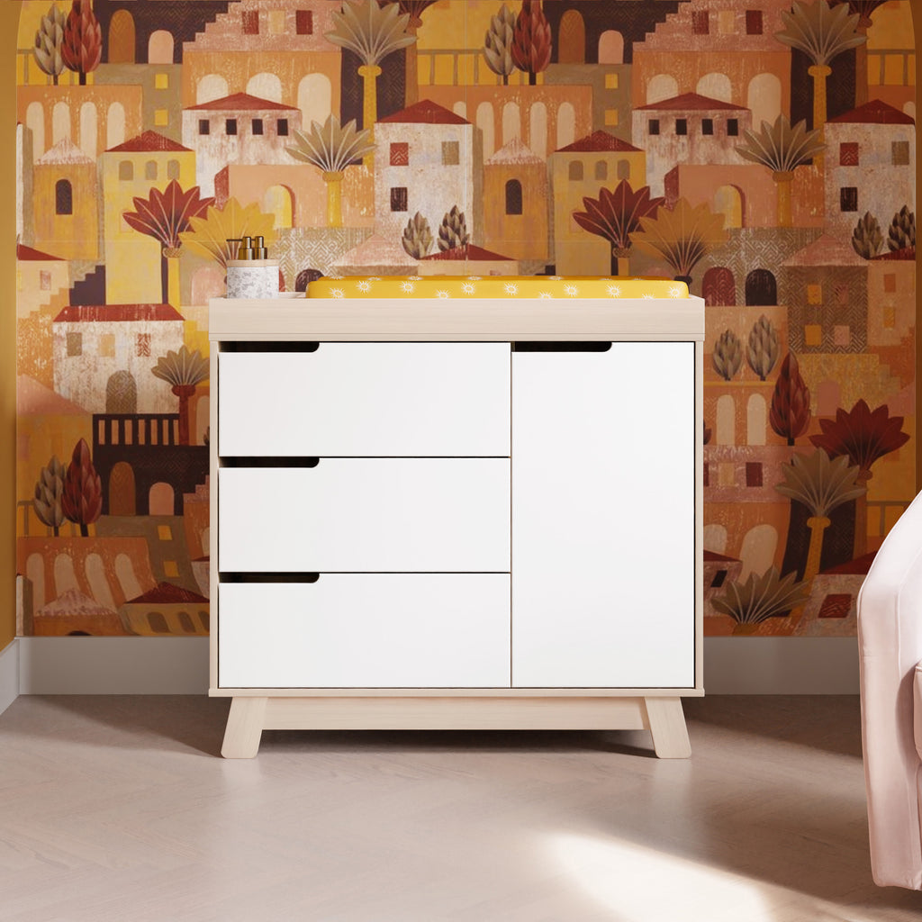 M4223NXW,Babyletto,Hudson 3-Drawer Changer Dresser w/Removable Changing Tray in WashedNatural/White
