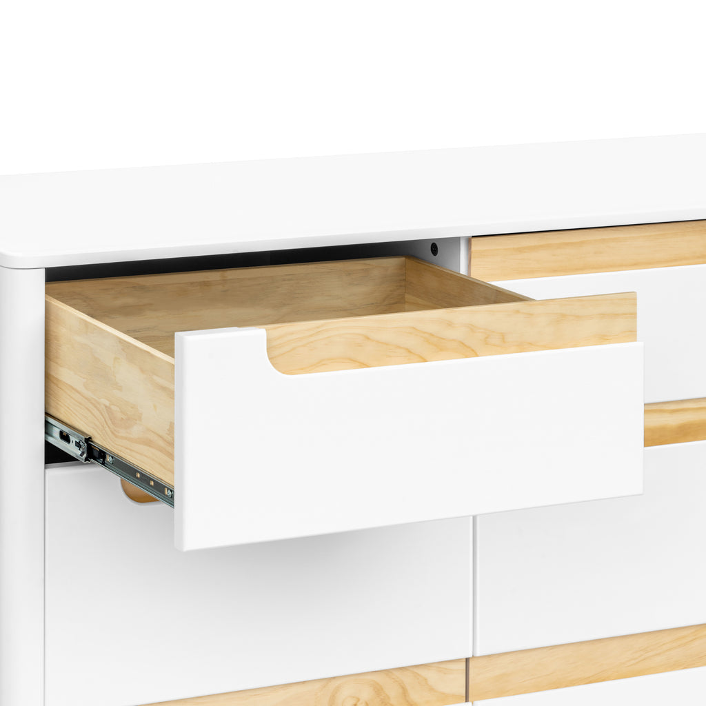 M23428WN,Babyletto,Yuzu 9-Drawer Dresser  Assembled in White/Natural