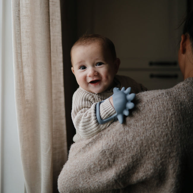 MTT-140, Mushie No-Drop Teether
