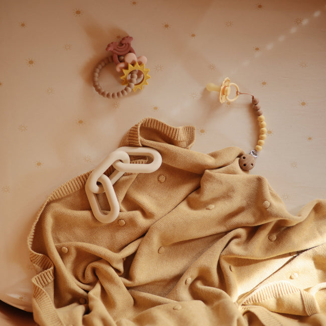 MTR-100, Mushie Teething Ring
