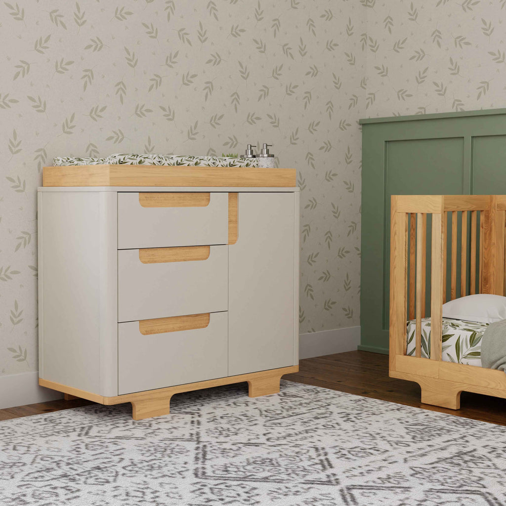 M23423WN,Babyletto,Yuzu 3-Drawer Changer Dresser in White/Natural