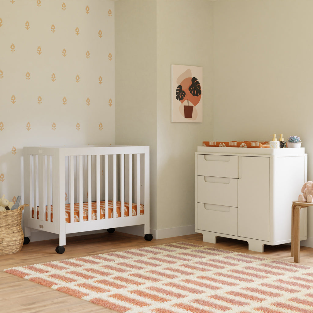 M6698W,Babyletto,Origami Mini Crib in White Finish