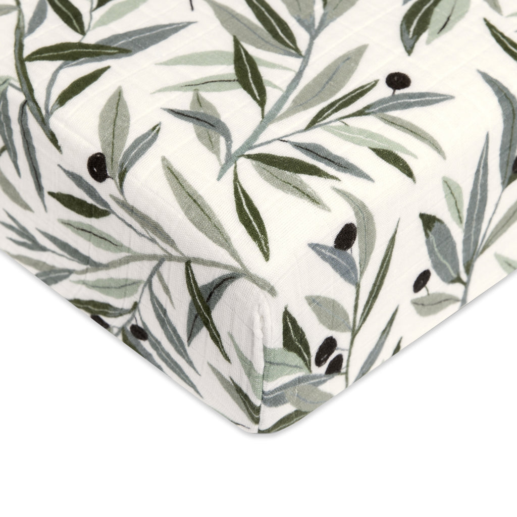 Crib Sheet in GOTS Certified Organic Muslin Cotton