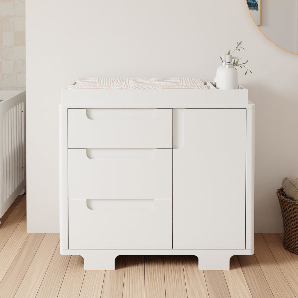 M23423W,Babyletto,Yuzu 3-Drawer Changer Dresser in White