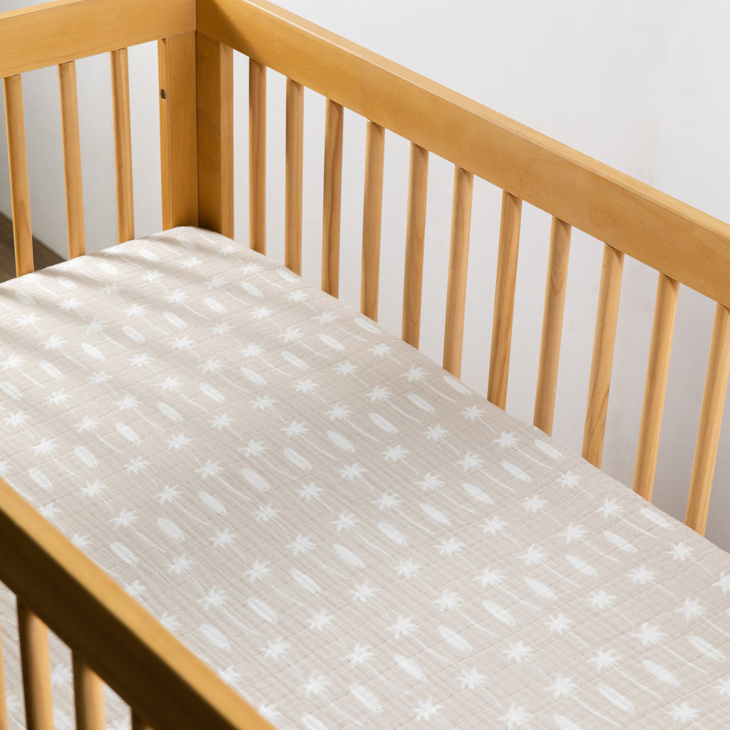Crib Sheet in GOTS Certified Organic Muslin Cotton