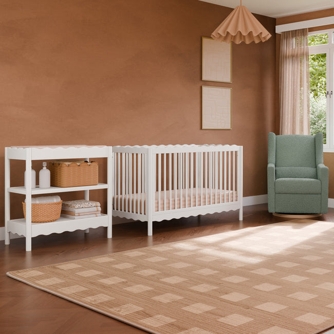 M27902W,Swell Changing Table in White