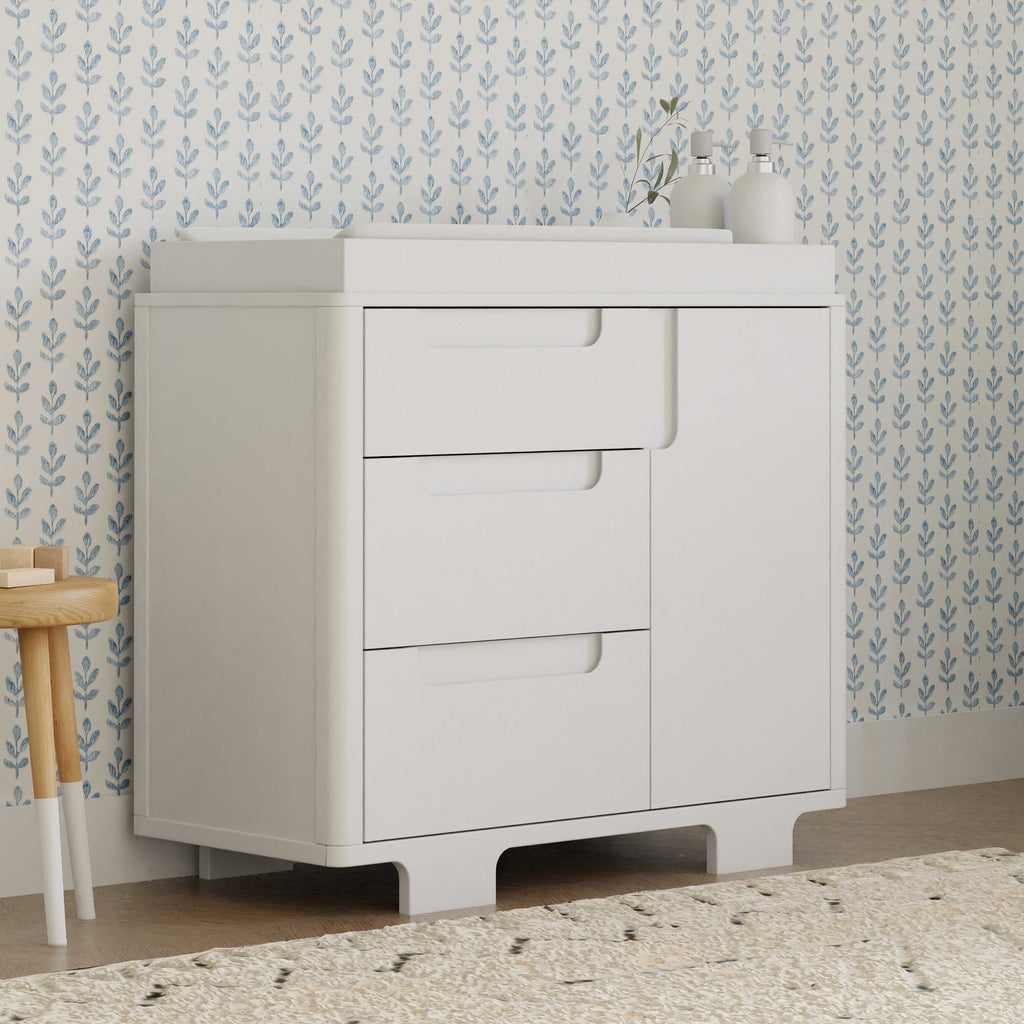 M23423W,Babyletto,Yuzu 3-Drawer Changer Dresser in White