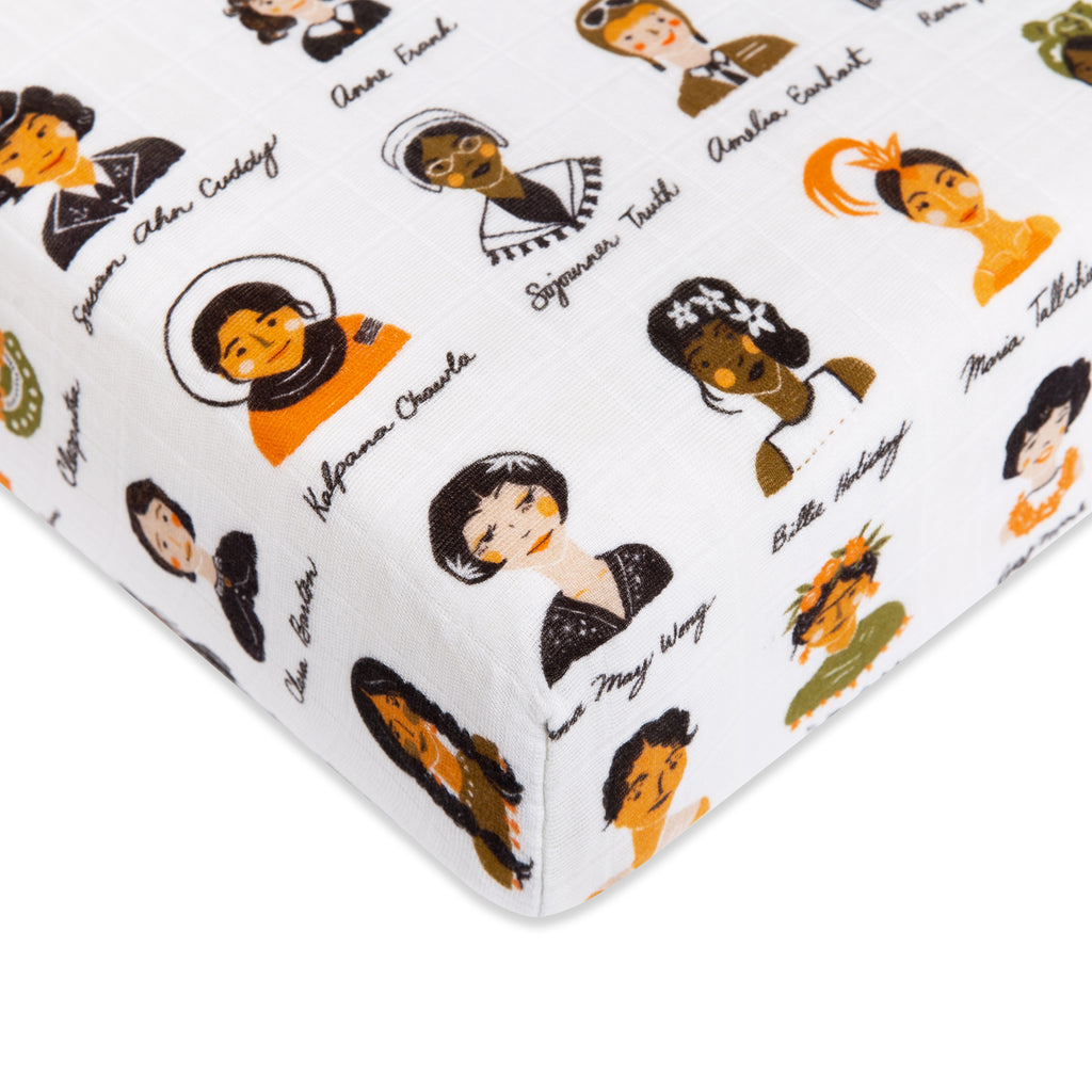Crib Sheet in GOTS Certified Organic Muslin Cotton