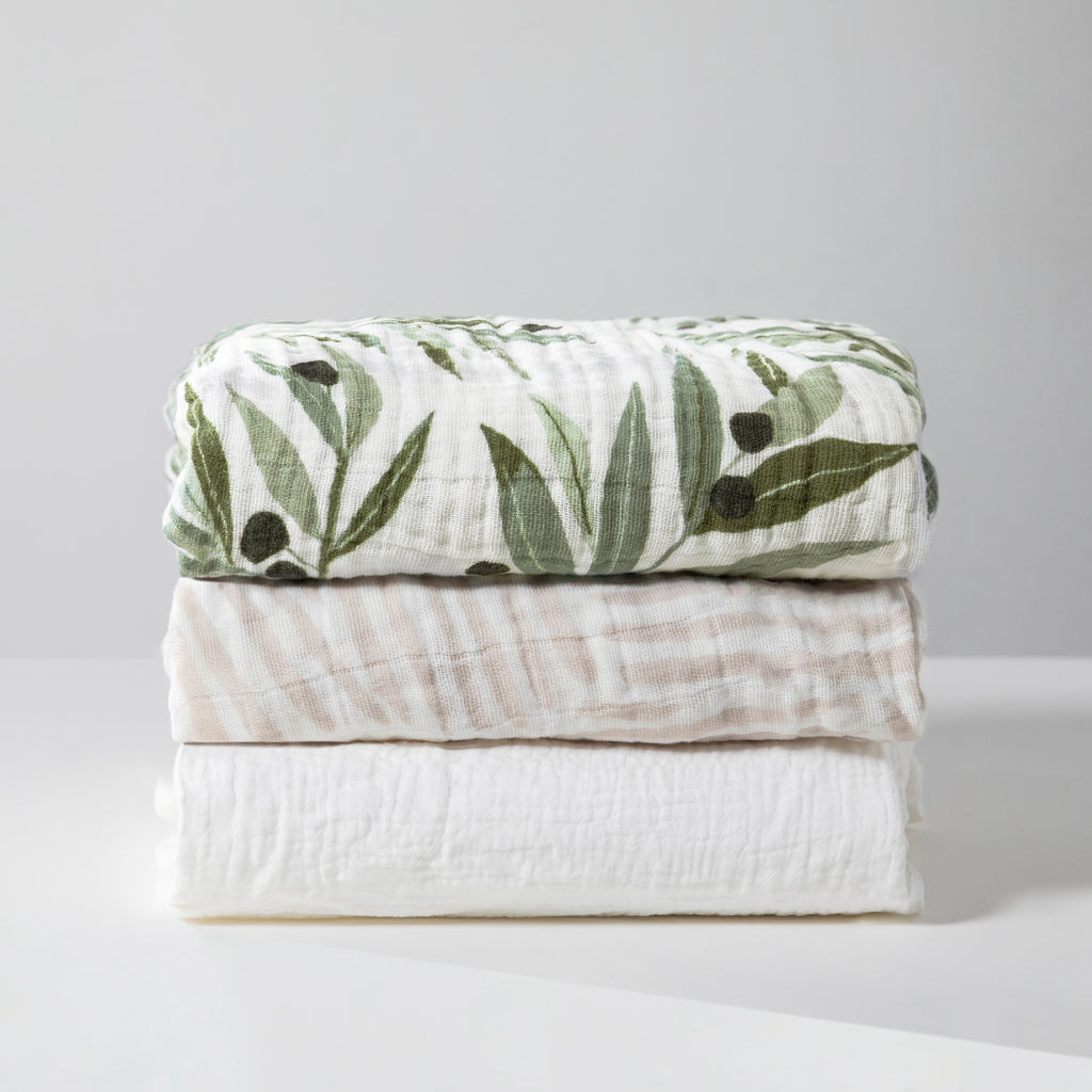 T28233,Olive Branches Muslin All-Stages Midi Crib Sheet in GOTS Certified Organic Cotton