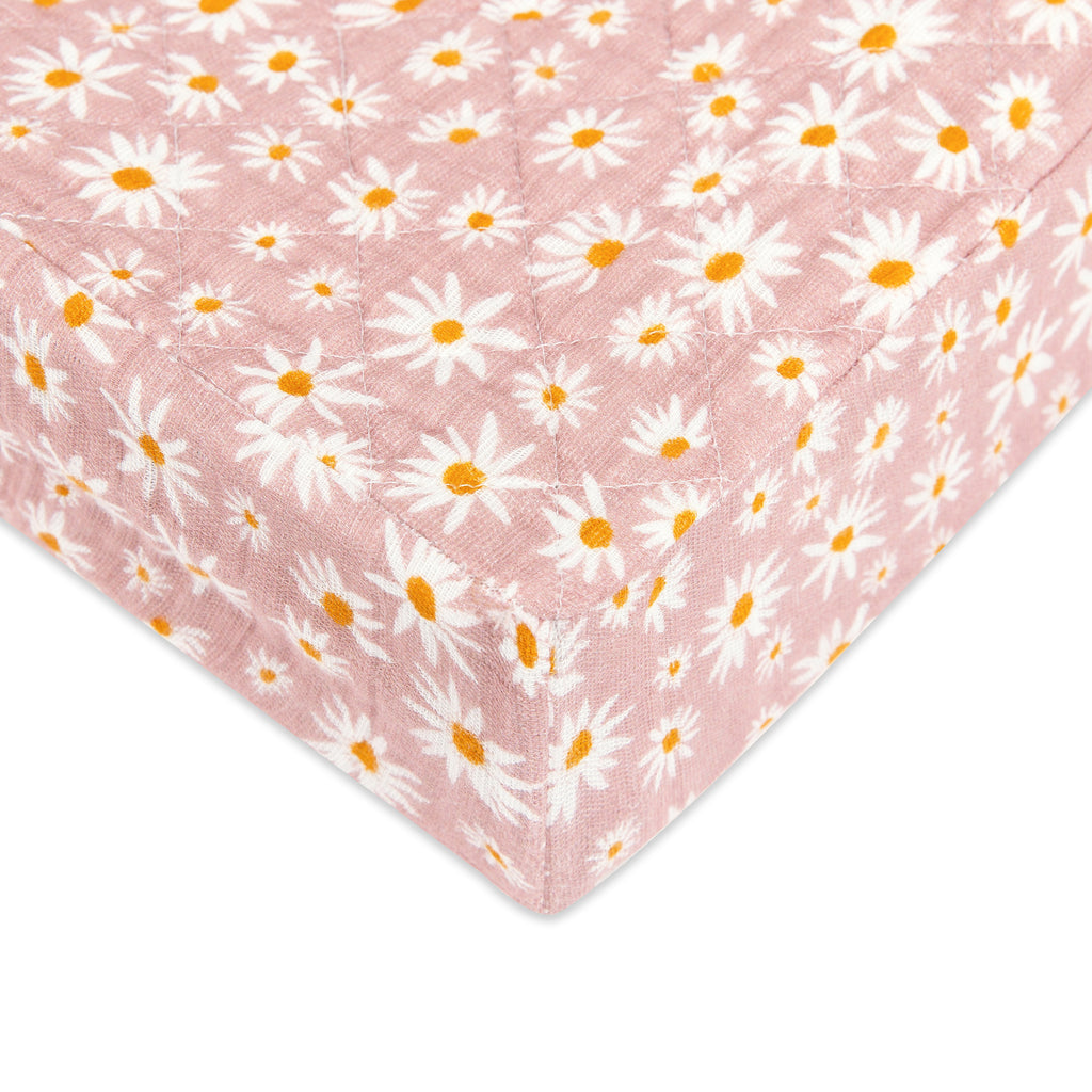 T28037,Daisy Quilted Muslin Changing Pad Cover in GOTS Certified Organic Cotton