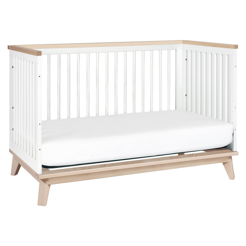 M5801WNX,Scoot 3-in-1 Convertible Crib w/ToddlerBedConversion Kit in White/WashedNatural