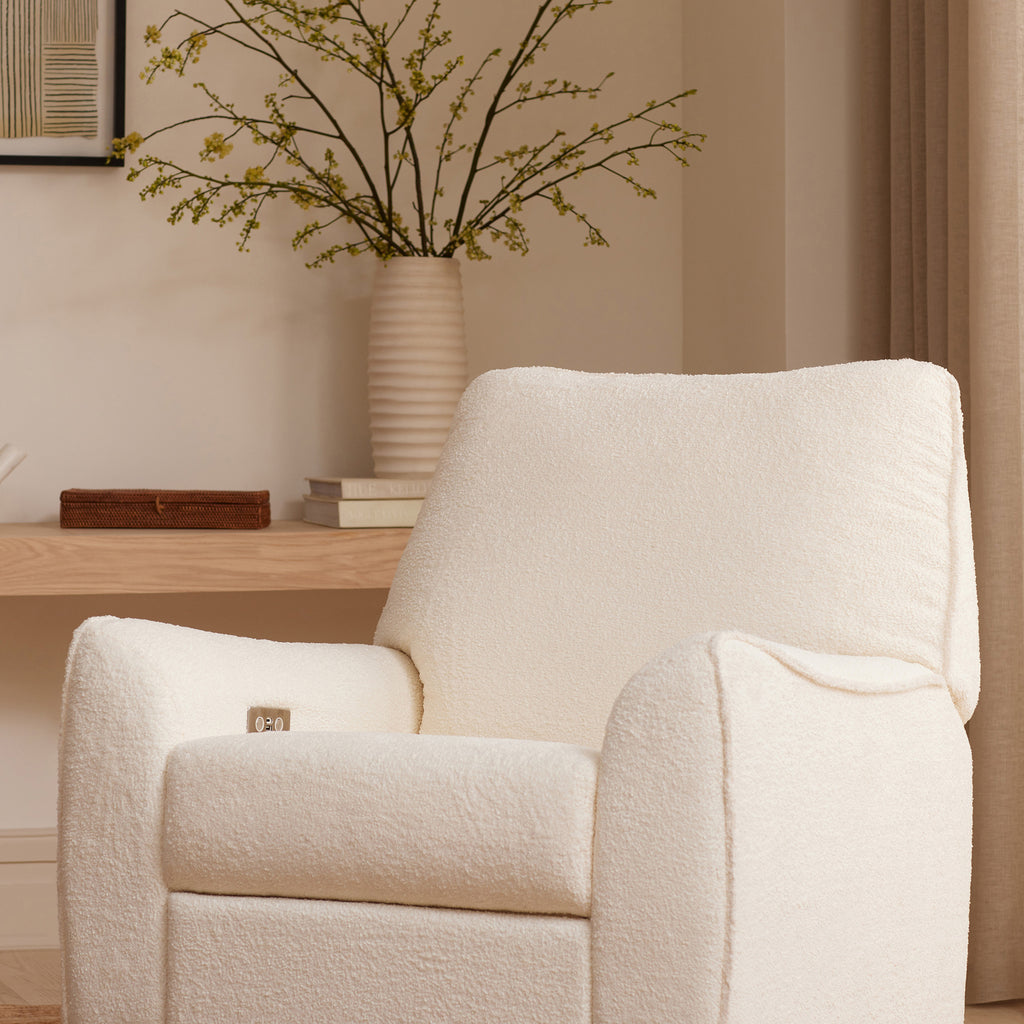 M24087CSHLB,Sunday Power Recliner and Swivel Glider in Chantilly Sherpa w/Light Wood Base